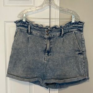 Wild Fable XL paper bag denim shorts